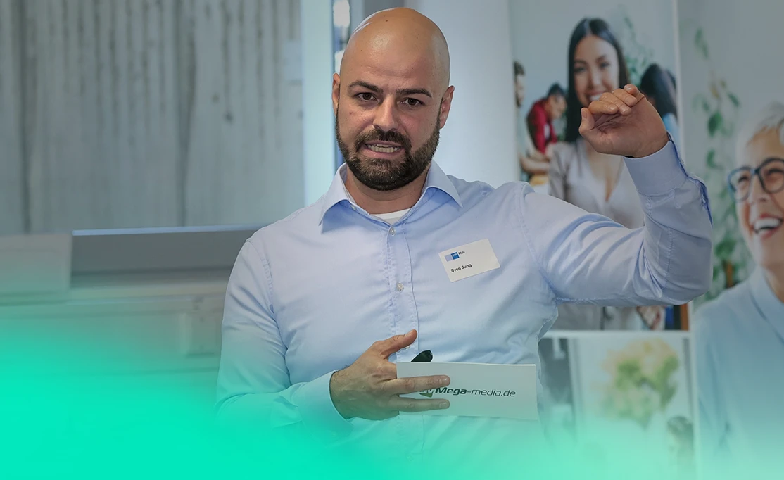 Sven Jung schafft Transparenz bei einem Vortrag der IHK